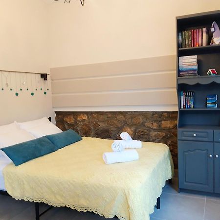 Apartmán Kastoria Book House With Yard Exteriér fotografie
