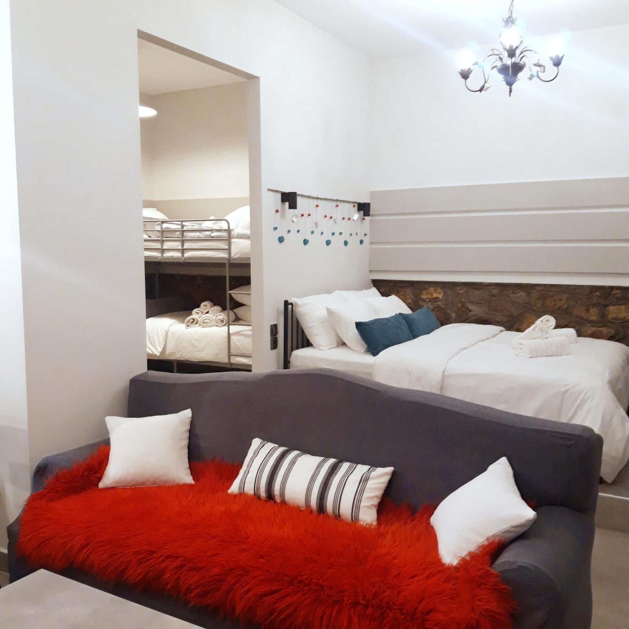 Apartmán Kastoria Book House With Yard Exteriér fotografie